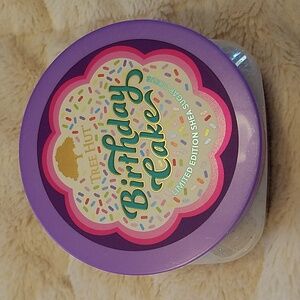 Tree Hut have some cake! Scrub